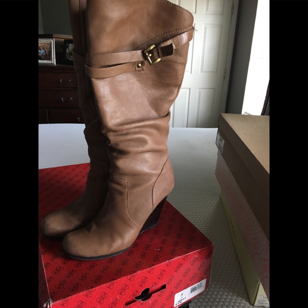 Guess wedge boot.